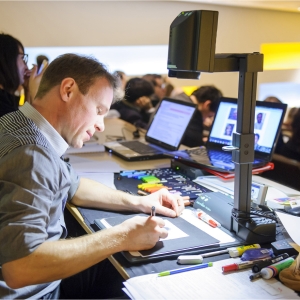 20131129-aster_entertaining_congress